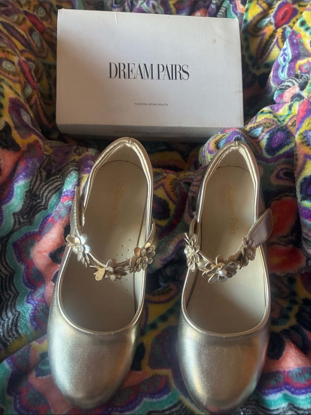 Little girl’s dream pairs gold heals size 1